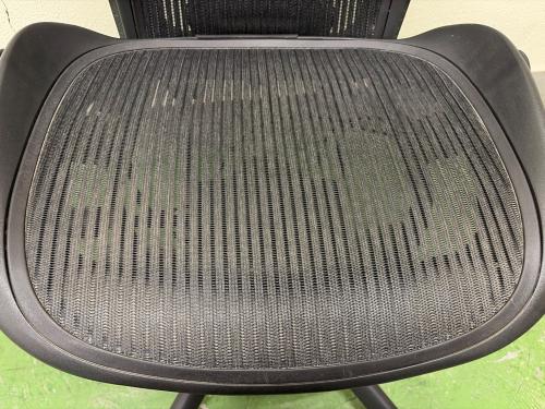 Herman Miller (ハーマンミラー)　アーロンチェア AE113AWB-0001 Bサイズポスチャーフィットフル装備 クラシックモデル ブラック