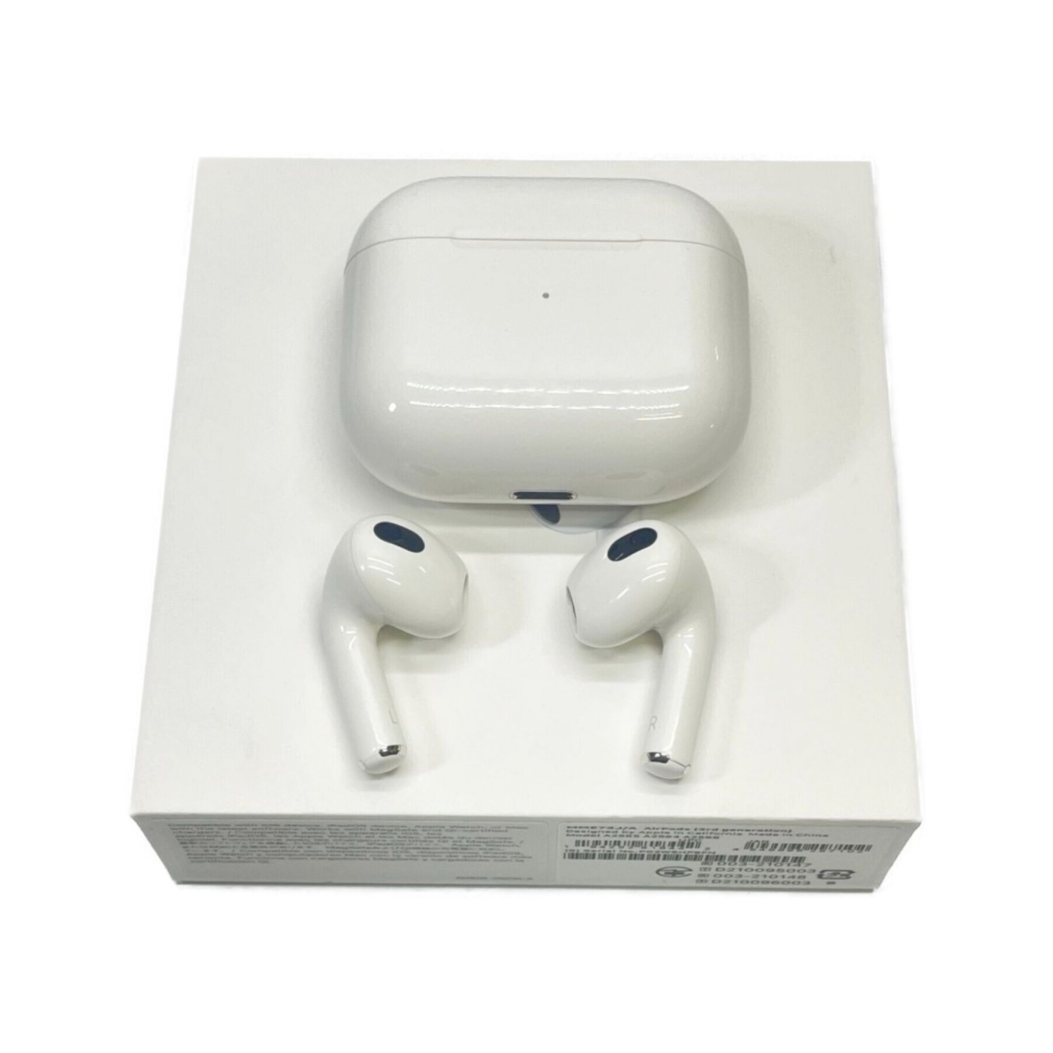 MagSafe充電付Apple Airpods (第3世代) MME73J/A　新品値下げ不可