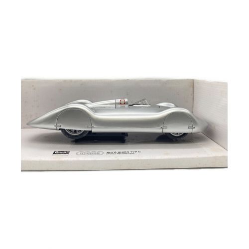 Revell (レベル) ミニカー  Auto Union Typ C World Record Car