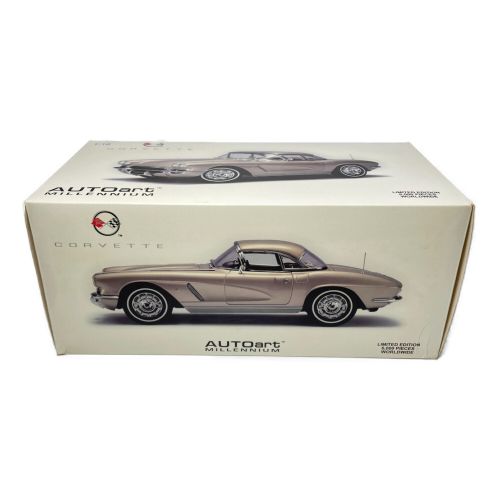 AUTOart(オートアート) ミニカー 1/18 1962 シボレー コルベット