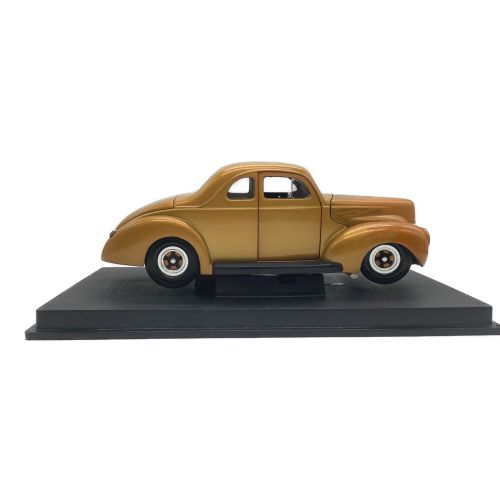 EAGLE COLLECTIBLES ミニカー CHEVROLET DELUXE COUPE 1941