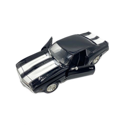 ERTL (アーテル) モデルカー 1969 1/18 シボレー カマロ 右側ドアノブ欠品