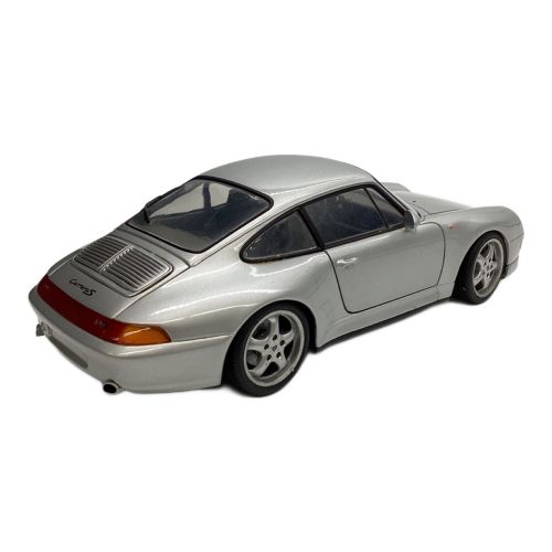 ダイキャストカー 1/18 PORSCHE 911 CARRERA S