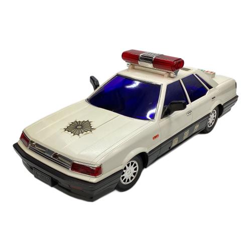 バーライト スカイライン パトカー