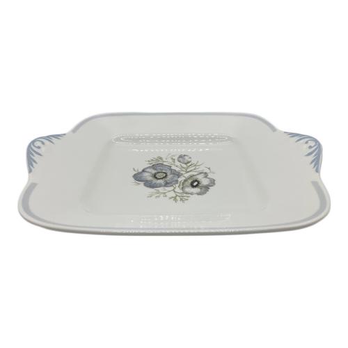 Wedgwood (ウェッジウッド) スクエアプレート グレンミスト