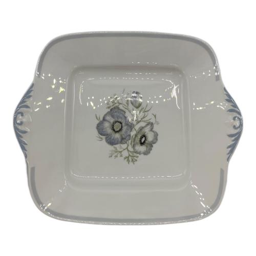 Wedgwood (ウェッジウッド) スクエアプレート グレンミスト