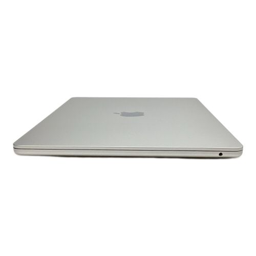 MacBook Air M2 2023年製 A2941