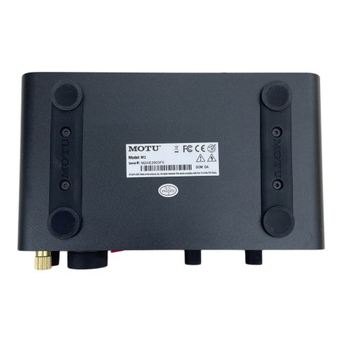 MOTU (モツ) オーディオインターフェース M2