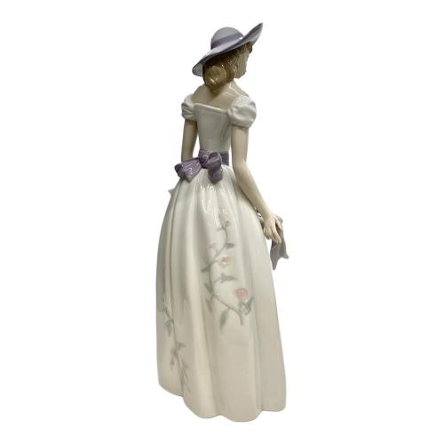 フィギュリン かぐわしき花 6866