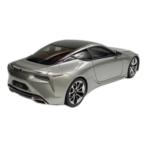 コンポジットダイキャストモデル 1/18 Lexus LC500 チタニウム・シルバー