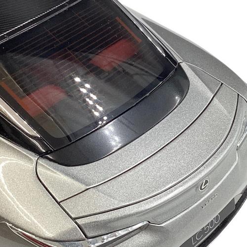 コンポジットダイキャストモデル 1/18 Lexus LC500 チタニウム・シルバー