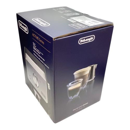 エスプレッソ・カプチーノメーカー ECP3220J