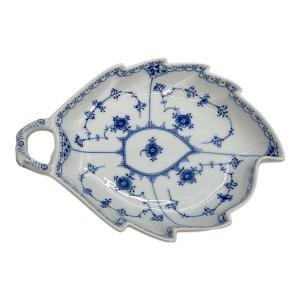 ROYAL COPENHAGEN (ロイヤル・コペンハーゲン) プレート リーフディッシュ ブルーフルーテッド・ハーフレース