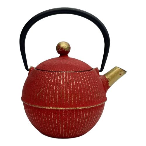 南部鉄器 (ナンブテッキ) 急須 0.5L 手まり 赤