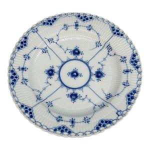 ROYAL COPENHAGEN (ロイヤル・コペンハーゲン) ディーププレート 23cm ブルーフルーテッド・フル レース USED