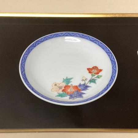 額入り小皿揃え 額装 15代 柿右衛門 八角皿2枚 丸皿2枚｜トレファクONLINE