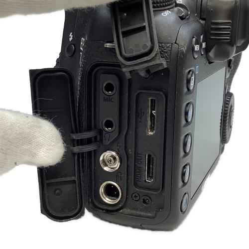 デジタル一眼レフカメラ EOS 7D Mark II ボディ｜トレファクONLINE