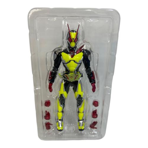 仮面ライダーゼロツー (イズVer.) フィギュア　【開封品】