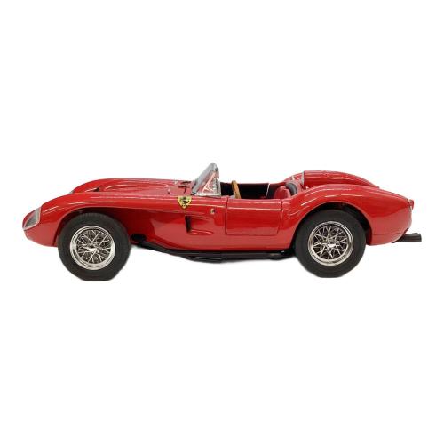 ダイキャストカー 1/24 1958 フェラーリ 250 TESTA ROSSA