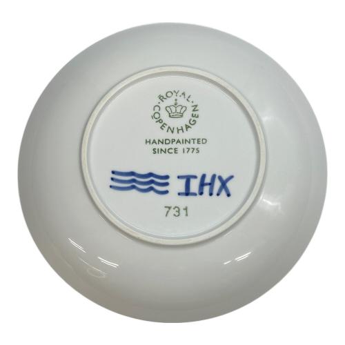 ROYAL COPENHAGEN (ロイヤル・コペンハーゲン) ディーププレート 25cm ブルーフルーテッド・メガ