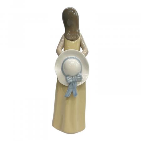 【LLADRO 】リヤドロ  いたずらな少女　#5006 LLADRO (リヤドロ) フィギュリン 5006 いたずらな少女｜トレファクONLINE