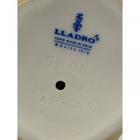 【LLADRO 】リヤドロ  いたずらな少女　#5006 LLADRO (リヤドロ) フィギュリン 5006 いたずらな少女｜トレファクONLINE