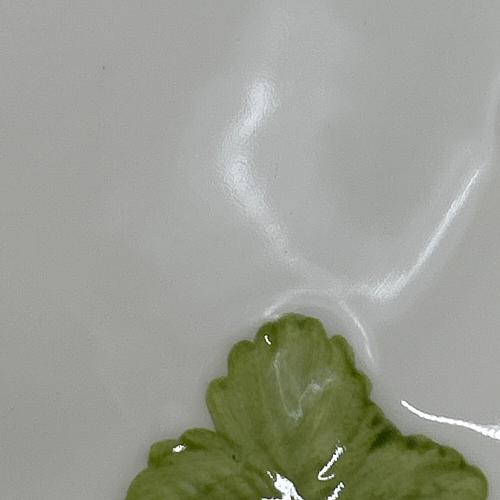 MINTON (ミントン) プレート 約27.5cm ハンドペイント ヴィクトリアストロベリー USED