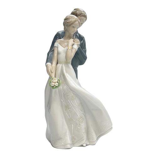 LLADRO (リヤドロ) フィギュリン 幸せのはじまり