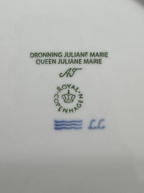 ROYAL COPENHAGEN (ロイヤル・コペンハーゲン) イヤープレート 2025年