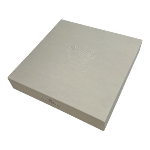 ROYAL COPENHAGEN (ロイヤル・コペンハーゲン) イヤープレート 2025年