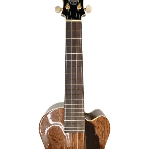 D'Angelico (ディアンジェリコ) ピックアップ搭載モデル ソプラノウクレレ MU-5P 2013年ごろ