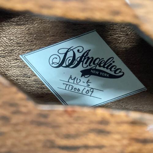 D'Angelico (ディアンジェリコ) ピックアップ搭載モデル ソプラノウクレレ MU-5P 2013年ごろ