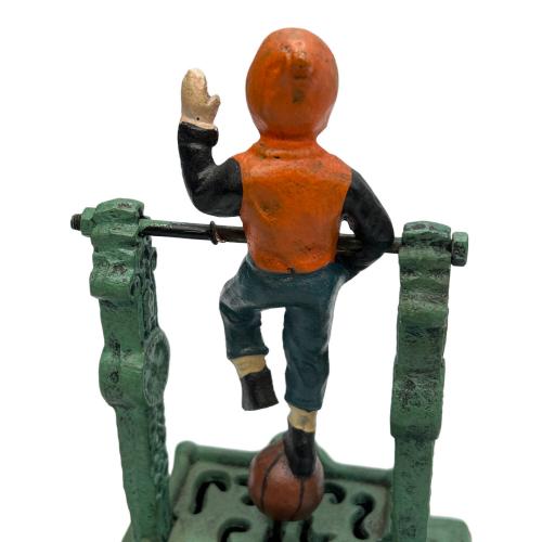 鋳造 貯金箱 iron coin bank Boy on Trapeze 空中ブランコに乗る少年