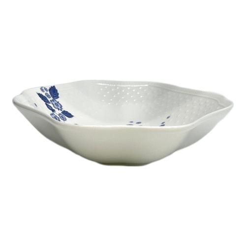 Wedgwood (ウェッジウッド) プレート・ボウルセット ストロベリーブルーム/GIO 各2Pセット