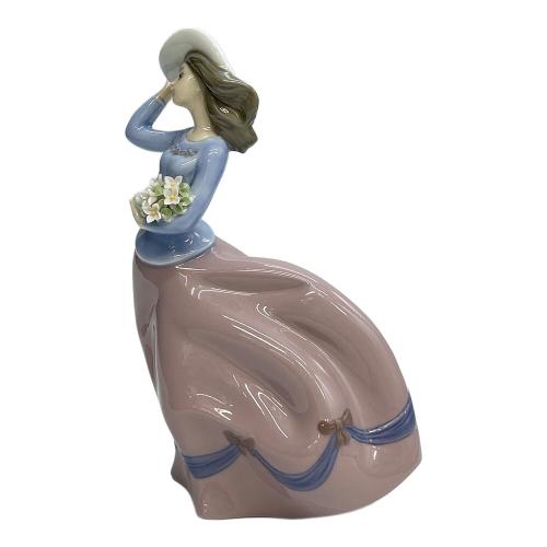 LLADRO (リヤドロ) Spring Breeze 5590