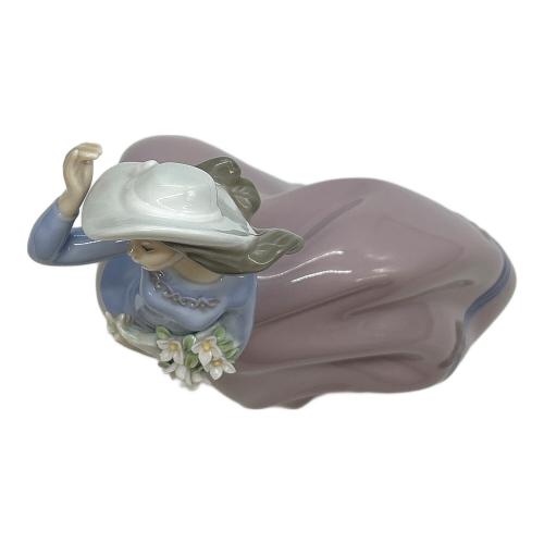 LLADRO (リヤドロ) Spring Breeze 5590