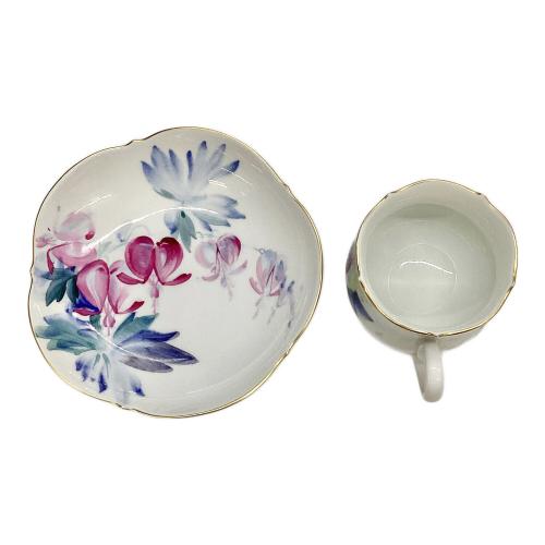 カップ&ソーサー 現代花（青い花模様）