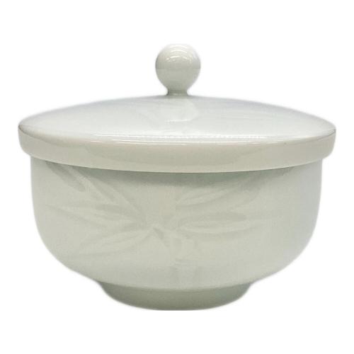 有田焼 蓋付茶器 白磁彫文 井上萬二作