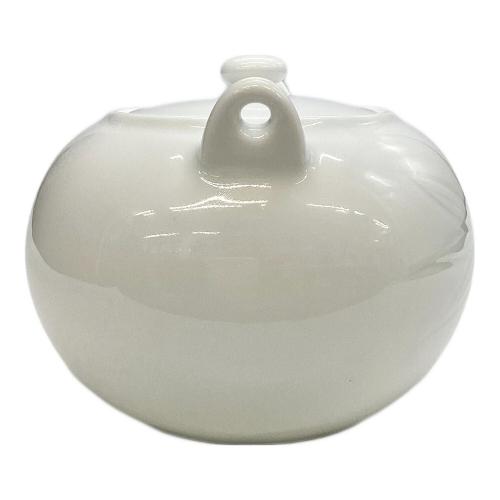 有田焼 蓋付茶器 白磁彫文 井上萬二作