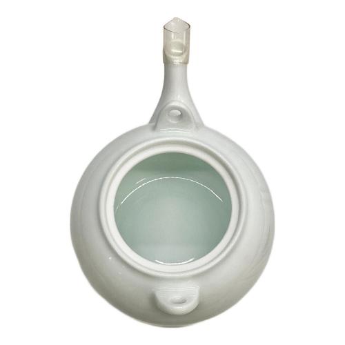 有田焼 蓋付茶器 白磁彫文 井上萬二作