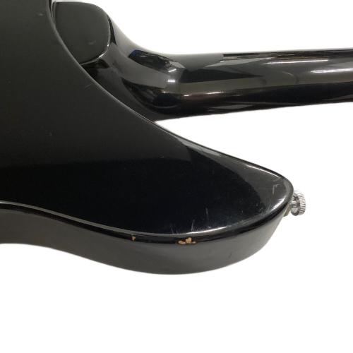 Rickenbacker (リッケンバッカー) エレキギター 320 Jetglo 1981年製