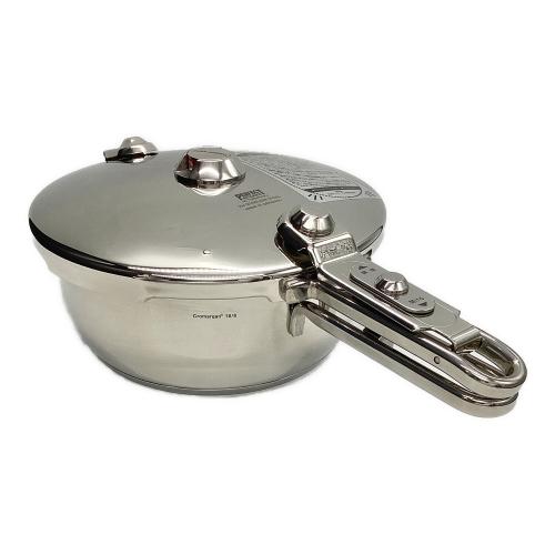 圧力鍋 PERFECT KITCHEN 3L