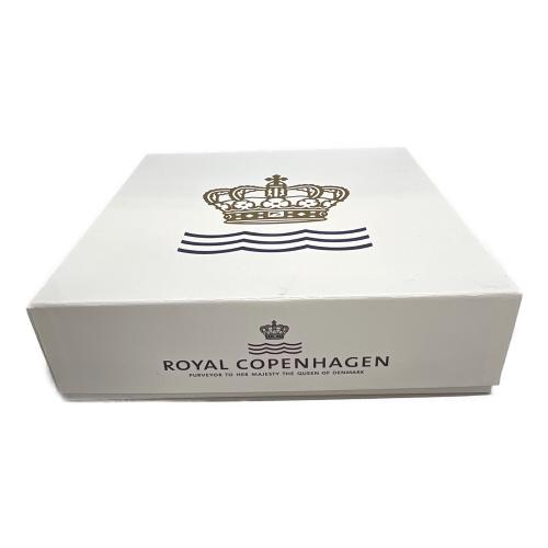 ROYAL COPENHAGEN (ロイヤル・コペンハーゲン) プレート ディーププレート/24cm ホワイトフルーテッド