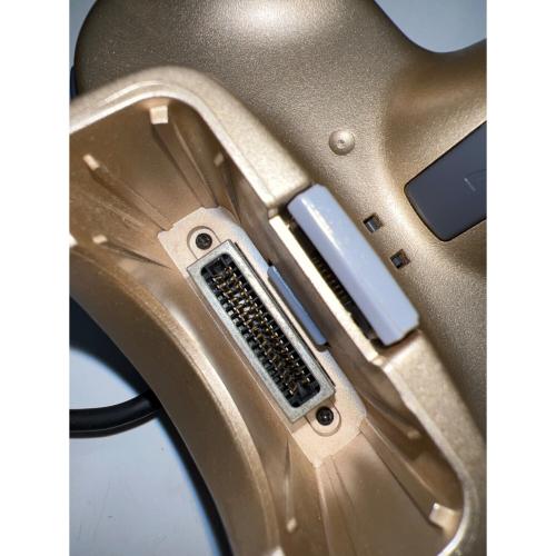 Nintendo64 NUS-001 トイザらス限定ゴールドカラー