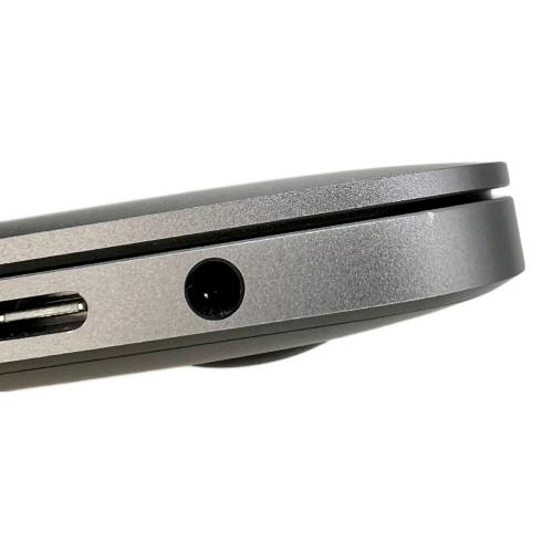 MacBook Pro　Mid 2020 13インチ A2251