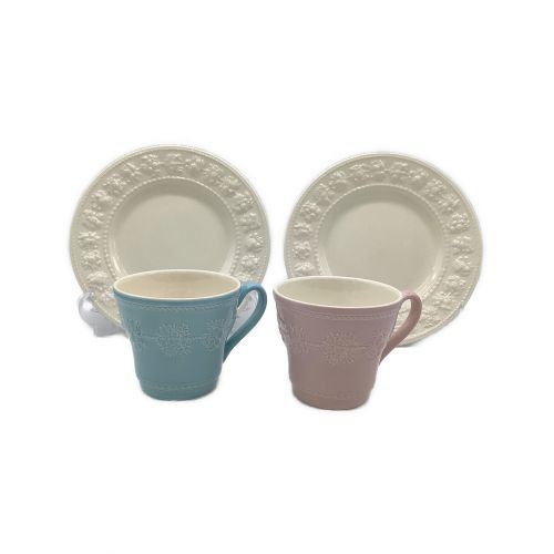 Wedgwood (ウェッジウッド) プレート&カップセット FESTIVITY IVORY プレート2・カップ2