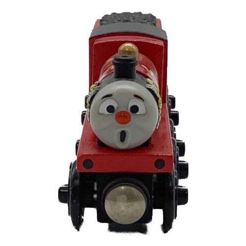 THOMAS&FRIENDS (トーマスアンドフレンズ) 男の子おもちゃ JAMES GOES BUZZ BUZZ