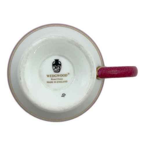 Wedgwood (ウェッジウッド) カップ&ソーサー(トリオ) ユーランダー・パウダールビー