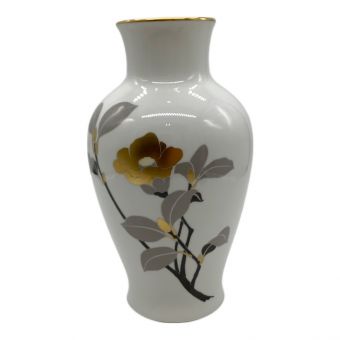 大倉陶園 (オオクラトウエン) 花瓶 金彩 花