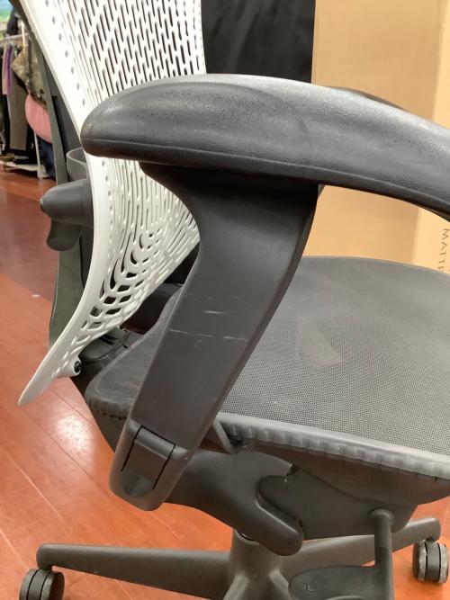 Herman Miller (ハーマンミラー) ミラチェア ブラック×ホワイト 1人掛け AJG1BBZMBK7Q01